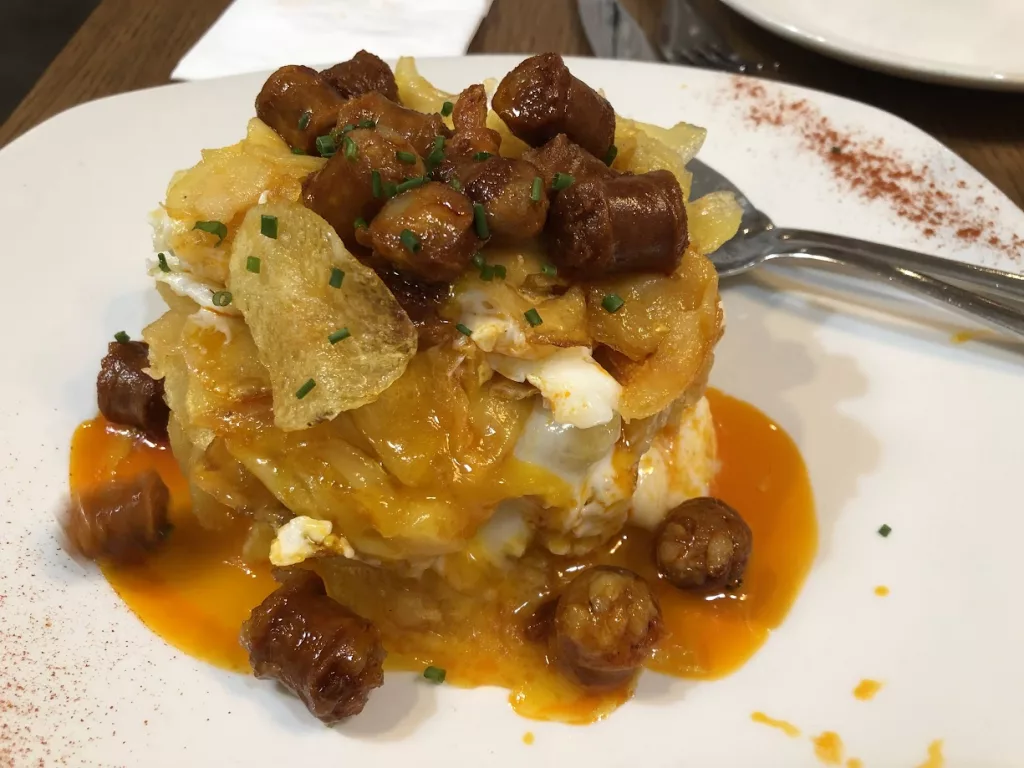 revuelto de patatas con chistorra